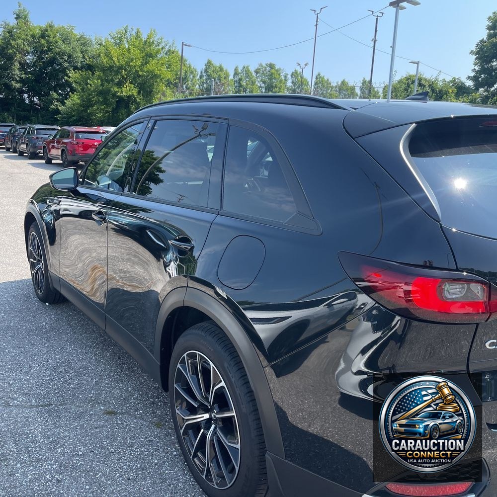 2025 Mazda CX-70 Plug-in Hybrid Premium
