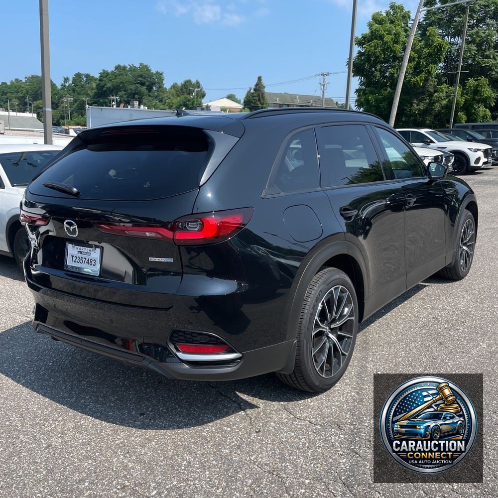 2025 Mazda CX-70 Plug-in Hybrid Premium