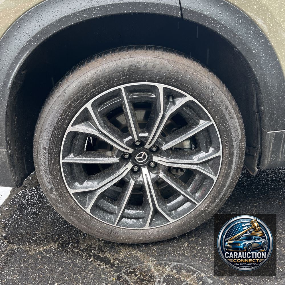 2025 Mazda CX-70 Plug-in Hybrid Premium Plus