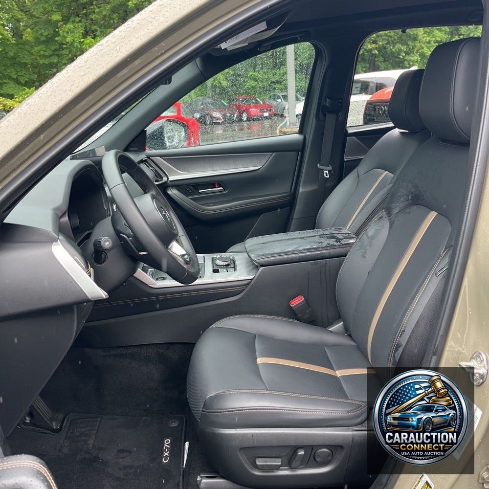 2025 Mazda CX-70 Plug-in Hybrid Premium Plus
