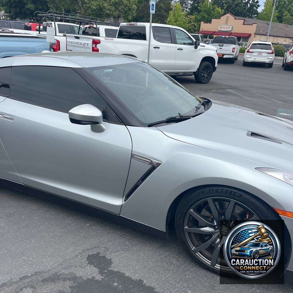 2012 Nissan GT-R Premium
