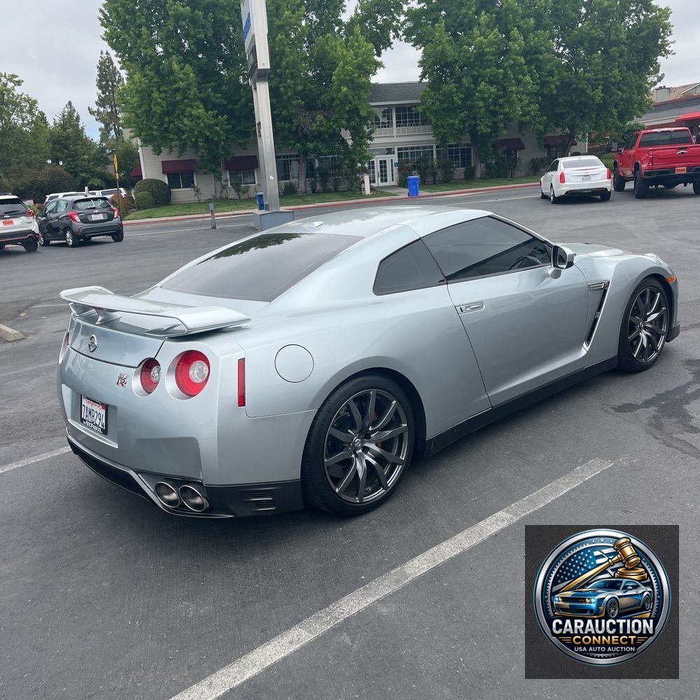 2012 Nissan GT-R Premium