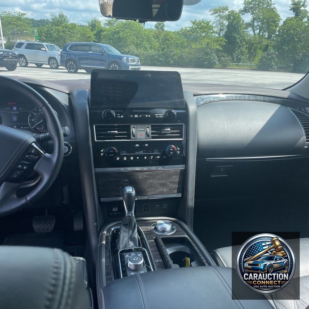 2024 Nissan Armada Platinum