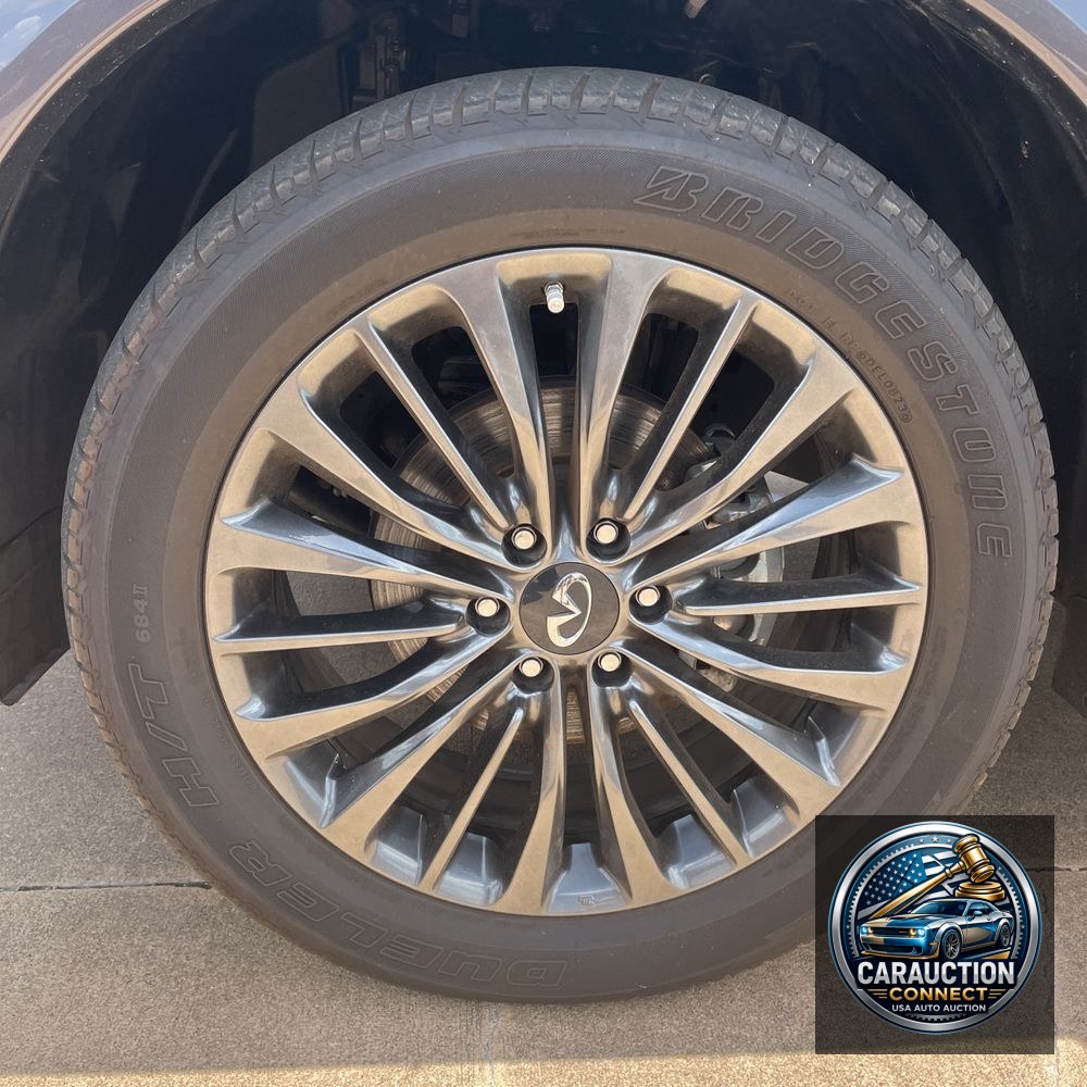 2024 INFINITI QX80 Luxe