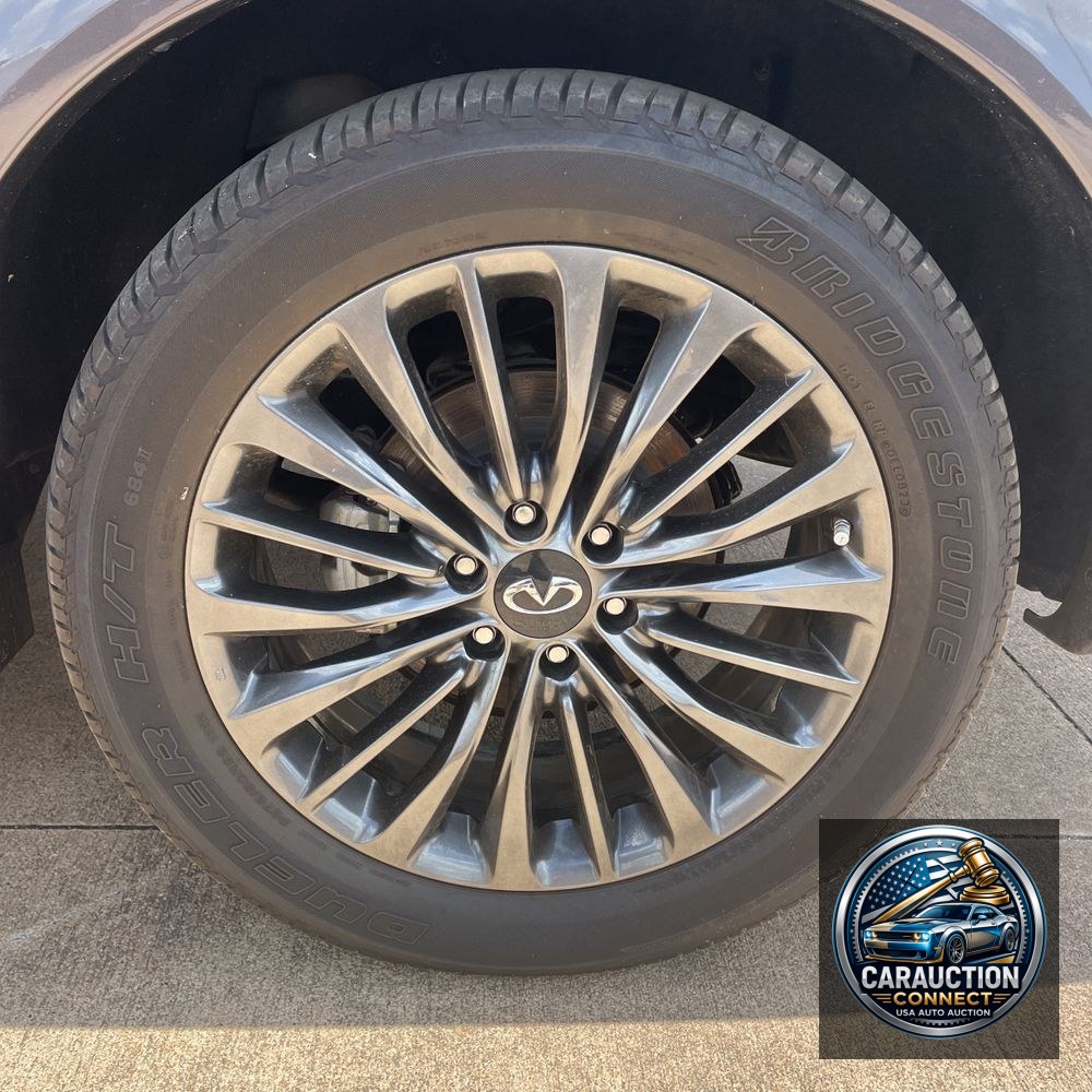 2024 INFINITI QX80 Luxe