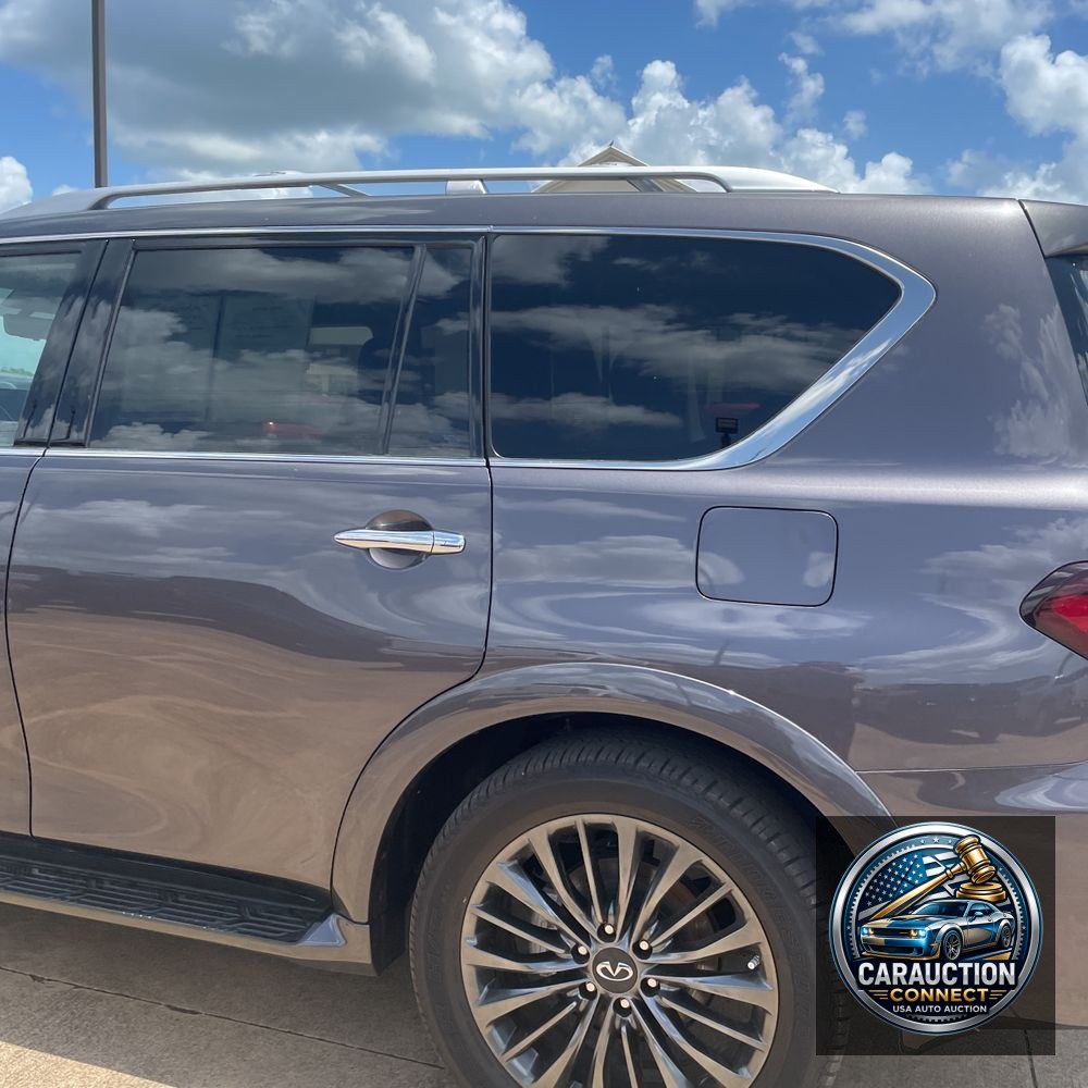 2024 INFINITI QX80 Luxe