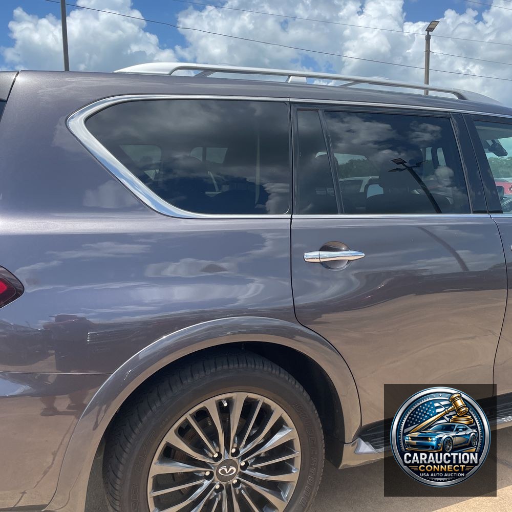 2024 INFINITI QX80 Luxe
