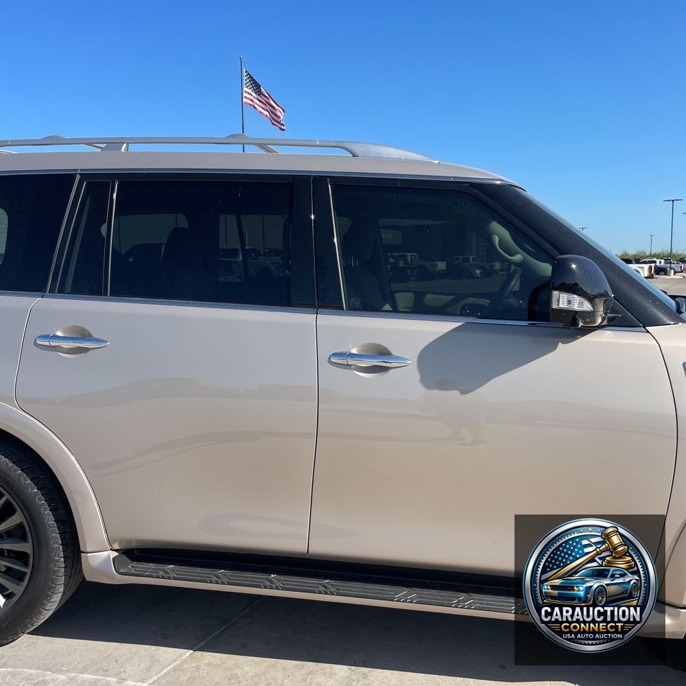 2023 INFINITI QX80 Luxe