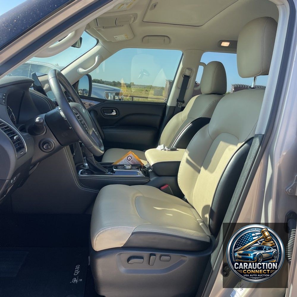 2023 INFINITI QX80 Luxe