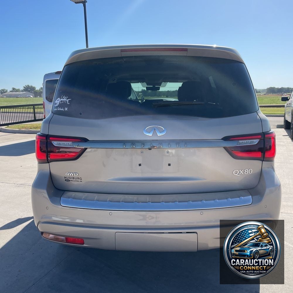 2023 INFINITI QX80 Luxe
