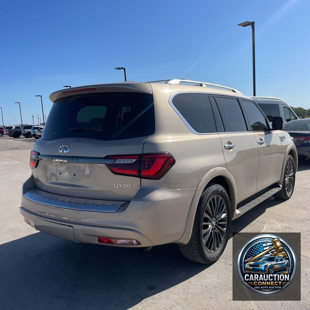 2023 INFINITI QX80 Luxe