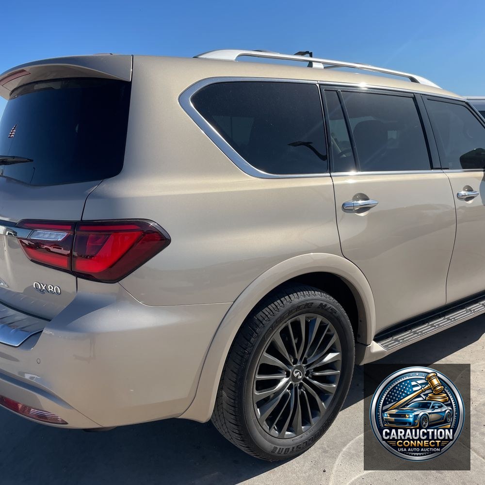 2023 INFINITI QX80 Luxe