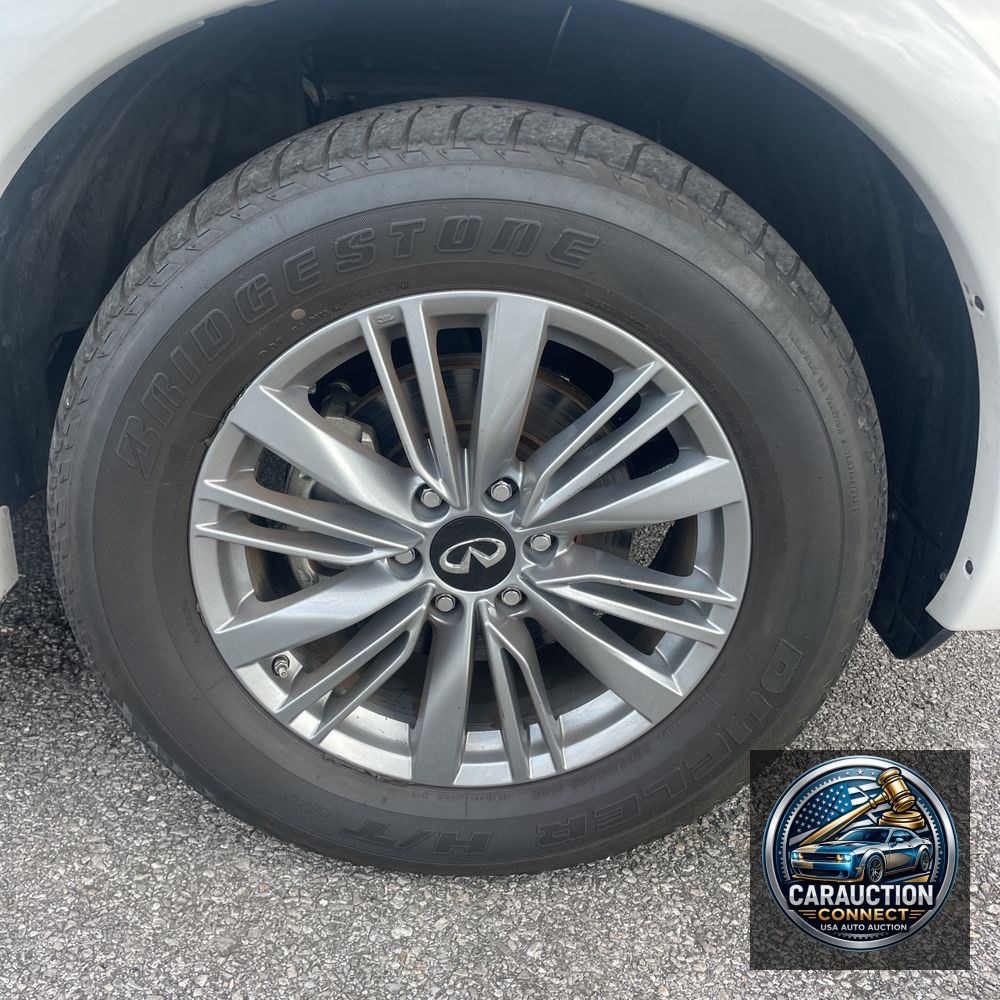 2024 INFINITI QX80 Luxe