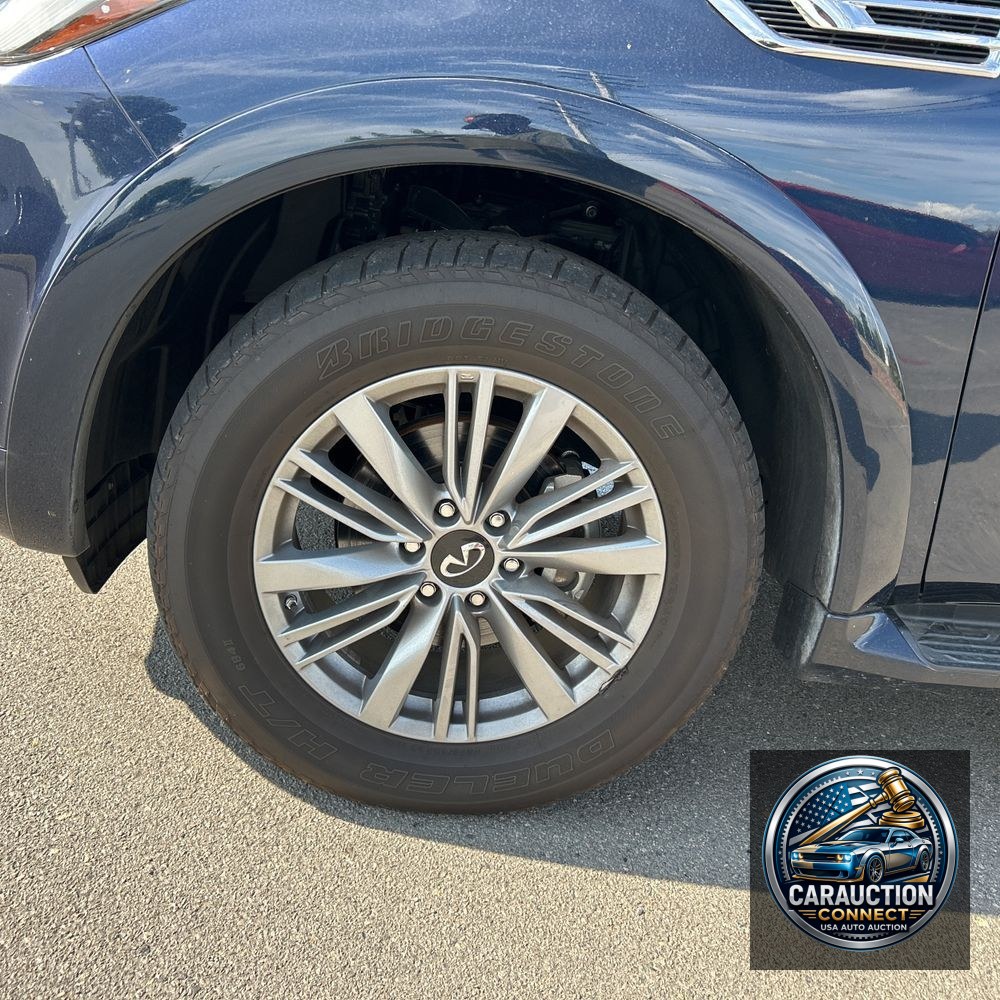 2024 INFINITI QX80 Luxe