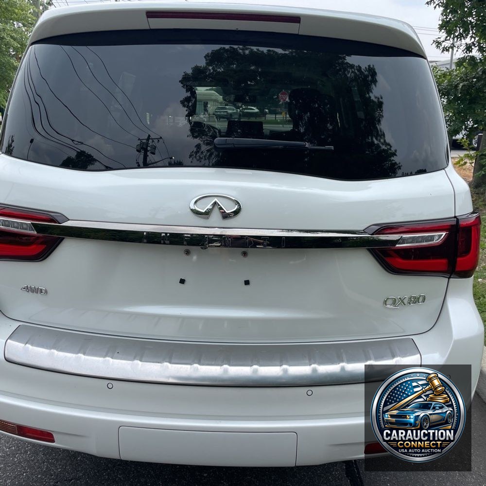 2023 INFINITI QX80 Luxe