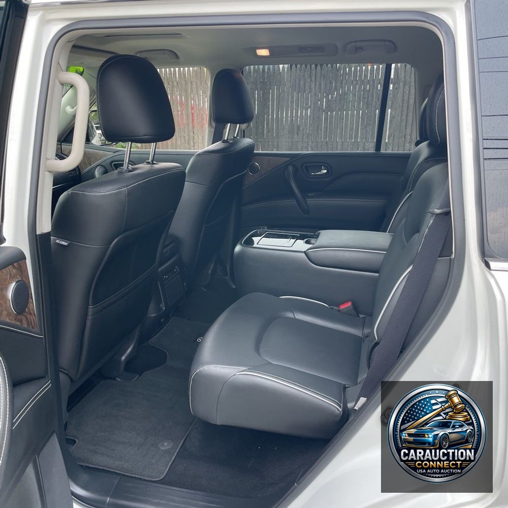 2023 INFINITI QX80 Luxe