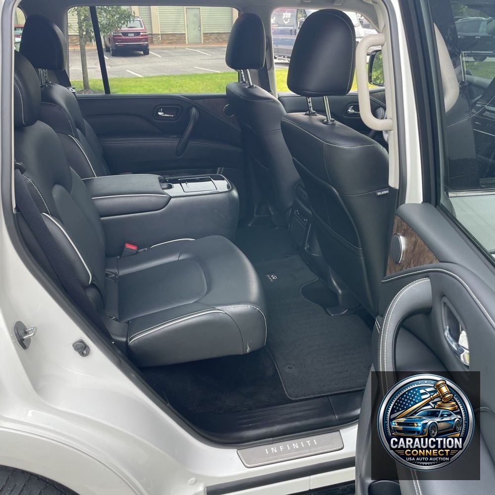 2023 INFINITI QX80 Luxe