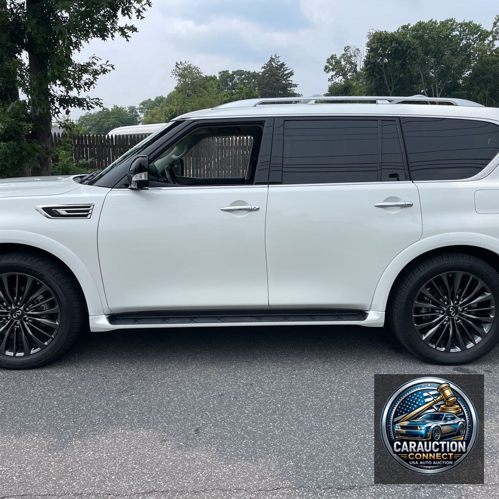 2023 INFINITI QX80 Luxe
