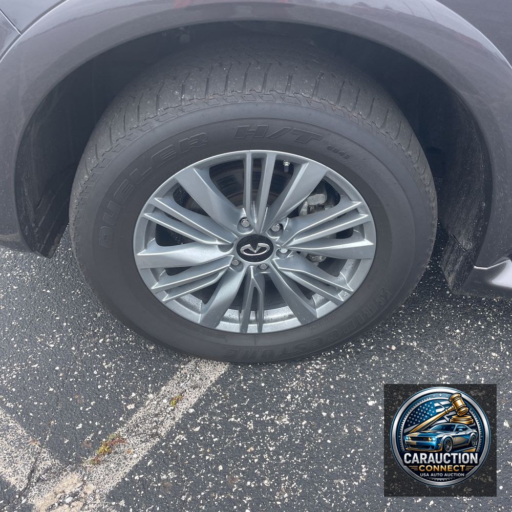 2024 INFINITI QX80 Luxe