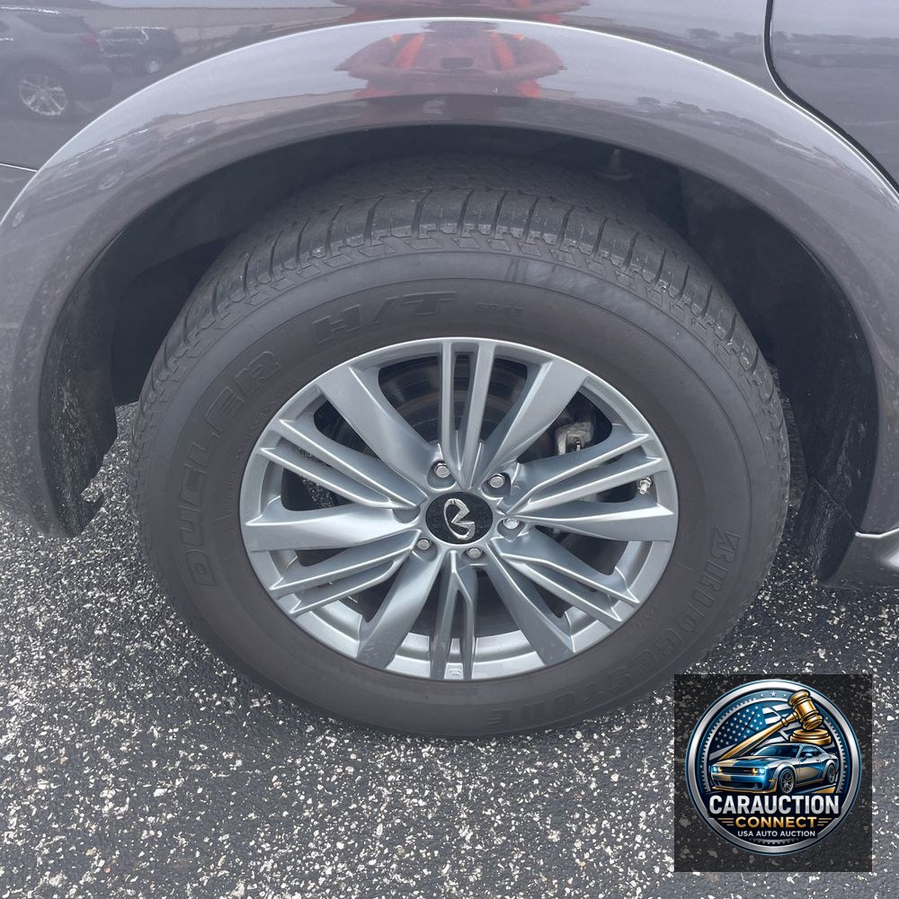 2024 INFINITI QX80 Luxe