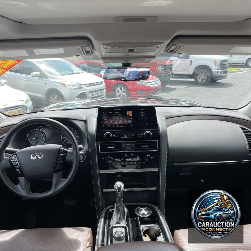 2023 INFINITI QX80 Luxe