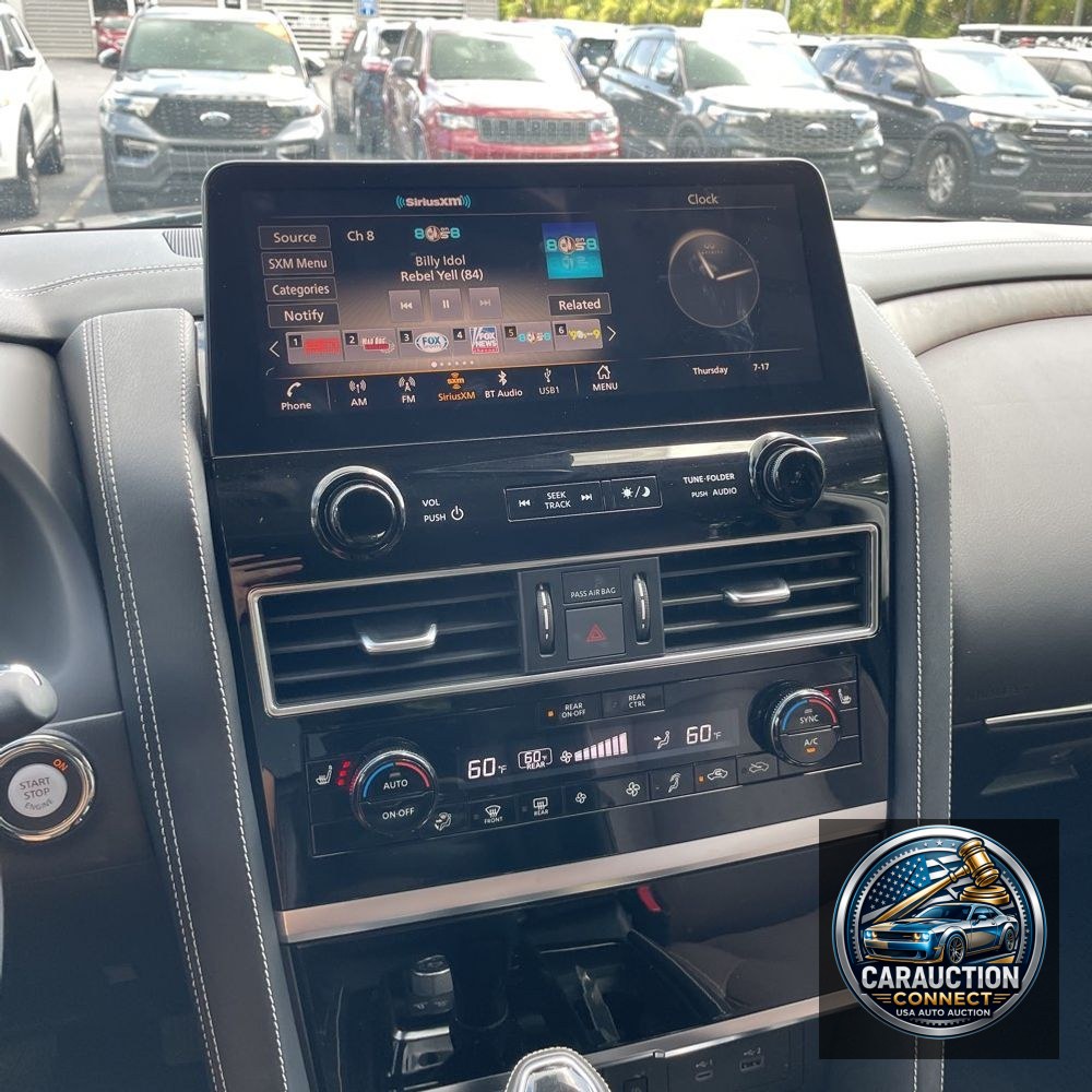 2023 INFINITI QX80 Luxe