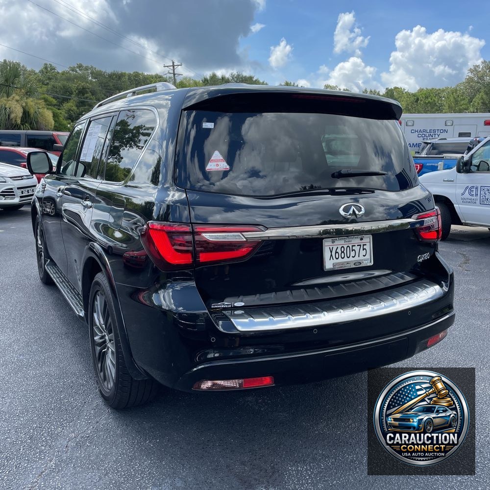 2023 INFINITI QX80 Luxe