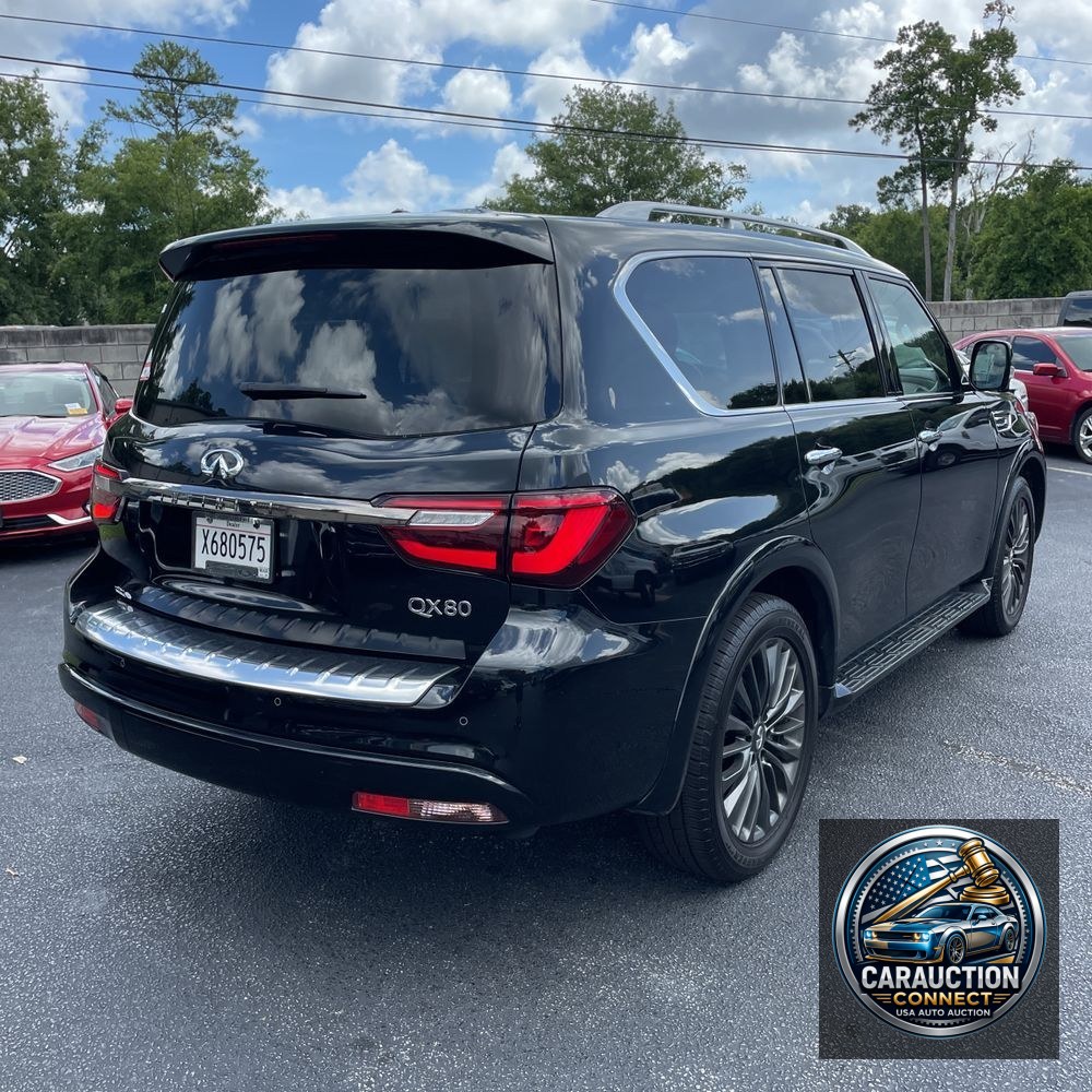 2023 INFINITI QX80 Luxe