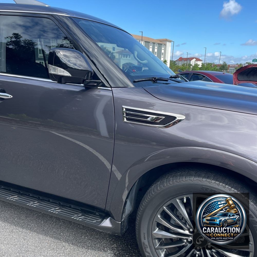 2023 INFINITI QX80 Luxe
