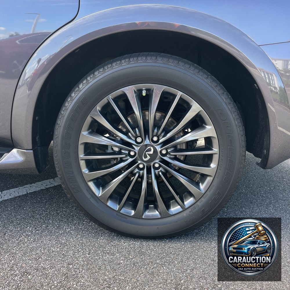 2023 INFINITI QX80 Luxe