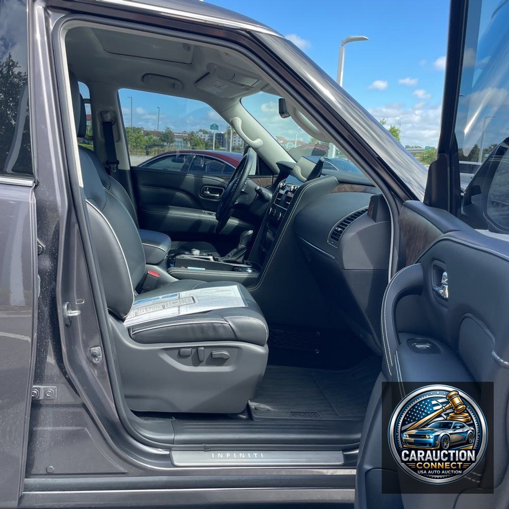 2023 INFINITI QX80 Luxe