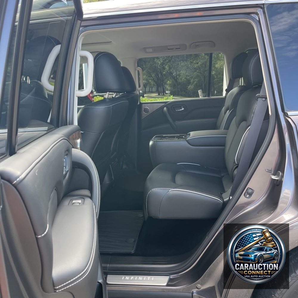 2023 INFINITI QX80 Luxe