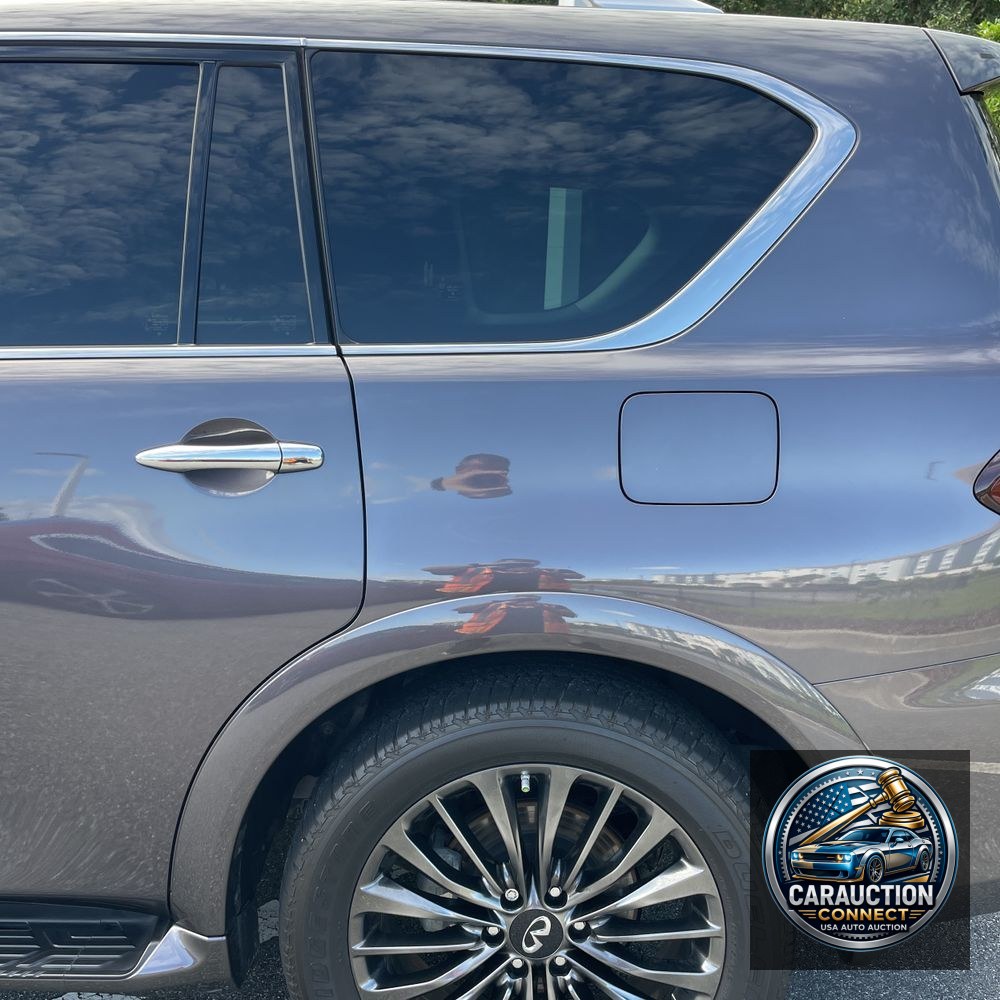 2023 INFINITI QX80 Luxe