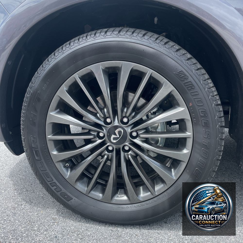 2024 INFINITI QX80 Premium Select