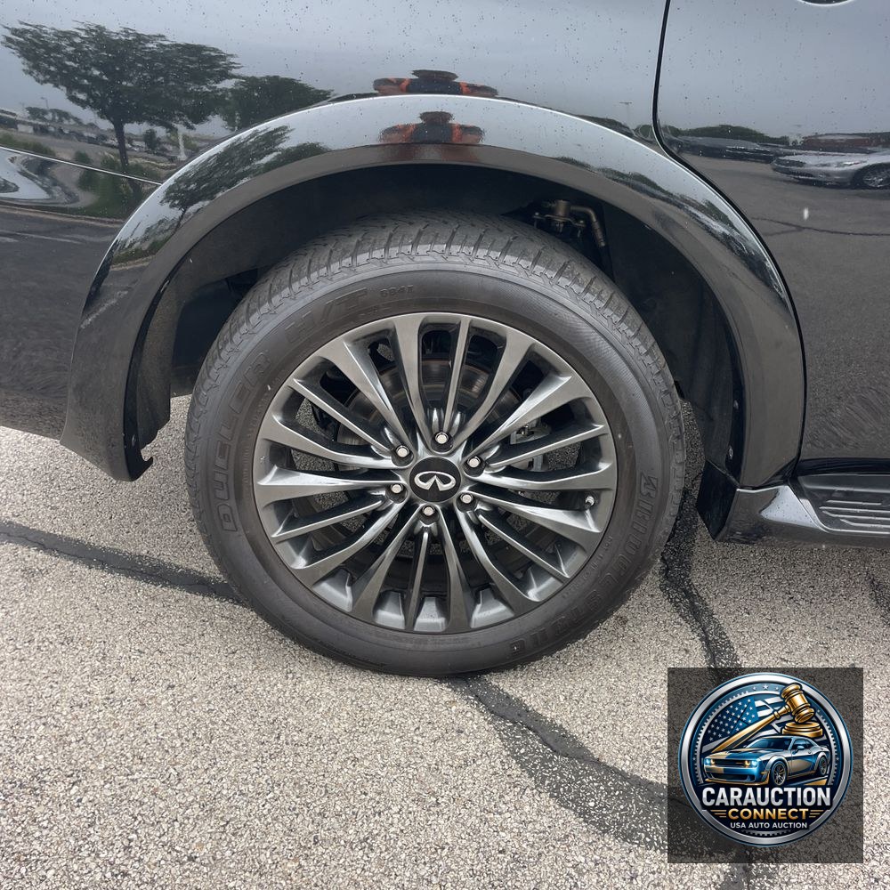 2024 INFINITI QX80 Premium Select