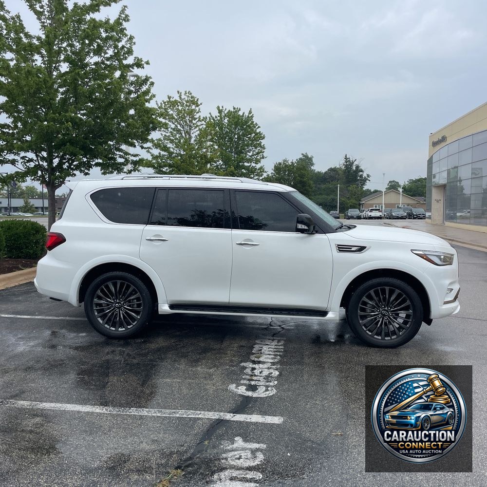 2024 INFINITI QX80 Premium Select