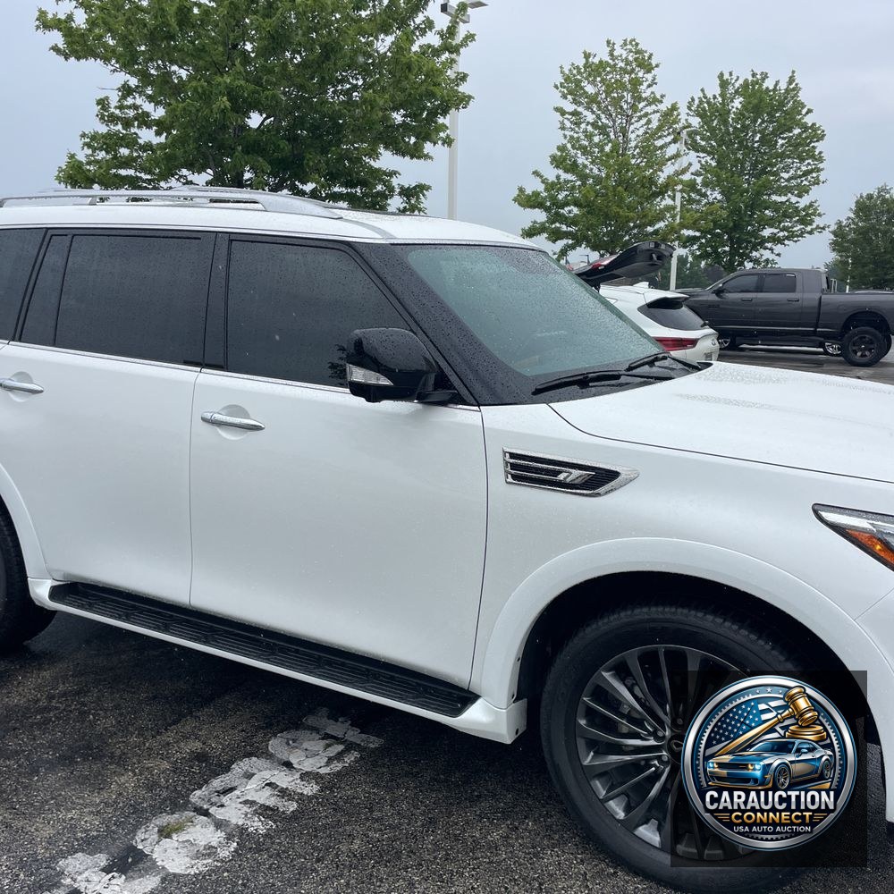 2024 INFINITI QX80 Premium Select