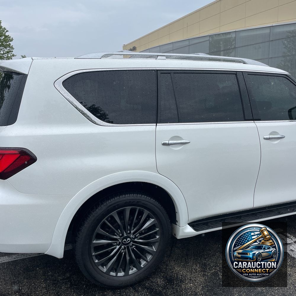 2024 INFINITI QX80 Premium Select