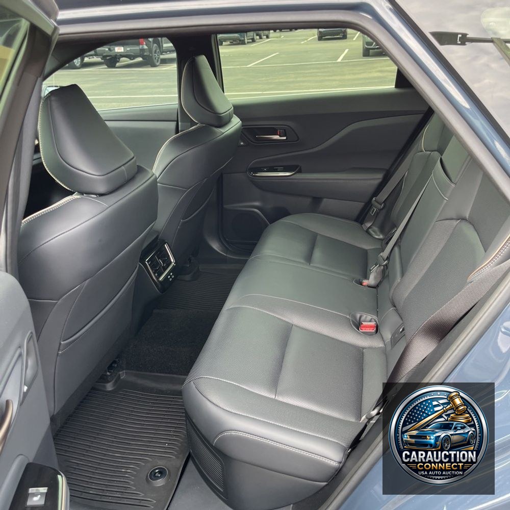2025 Toyota Crown Signia Limited