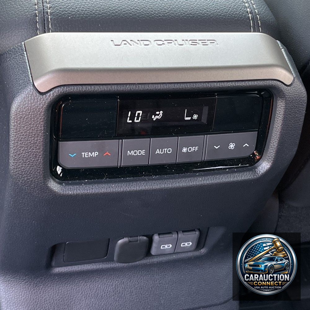 2025 Toyota Land Cruiser Base
