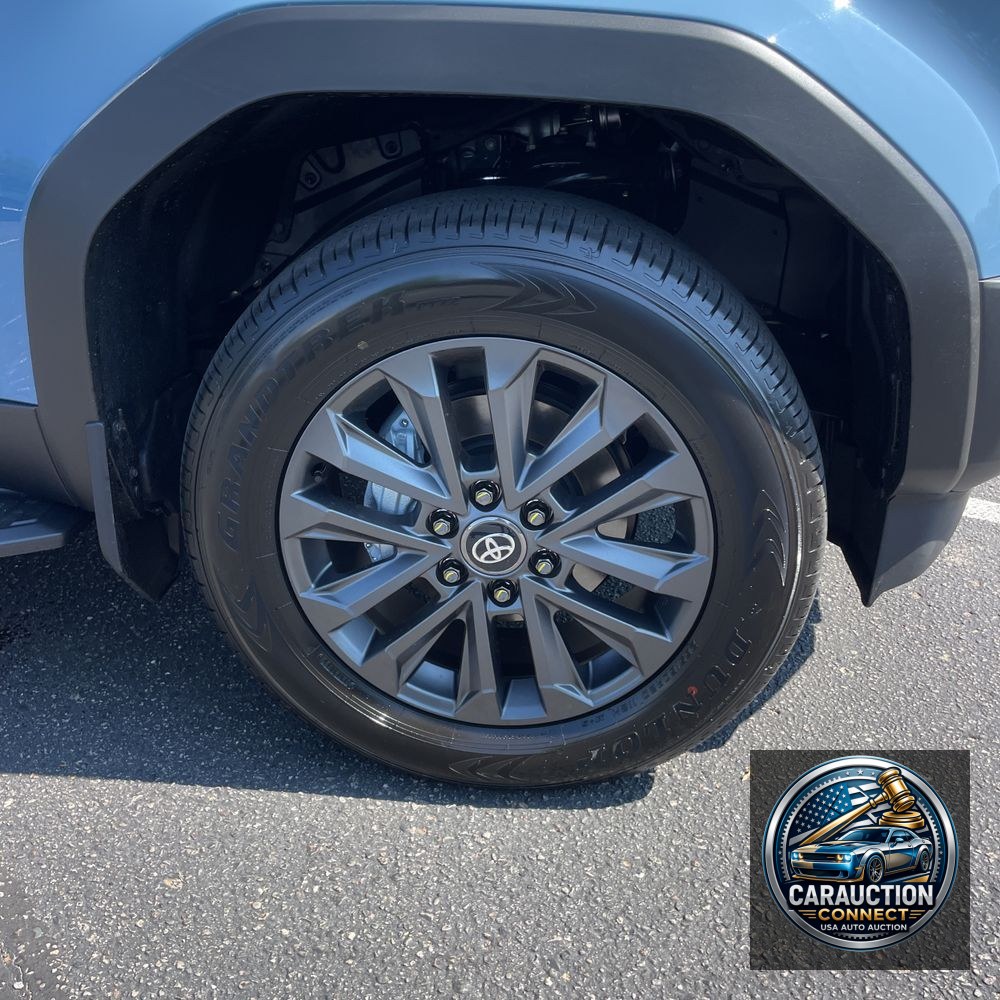 2025 Toyota Land Cruiser Base