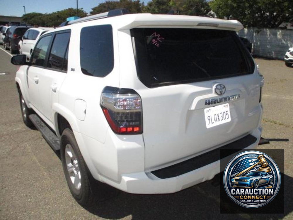 2024 Toyota 4Runner SR5