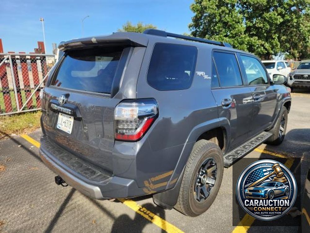 2024 Toyota 4Runner TRD Off Road