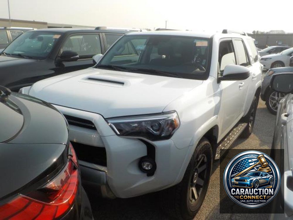 2024 Toyota 4Runner TRD Off Road