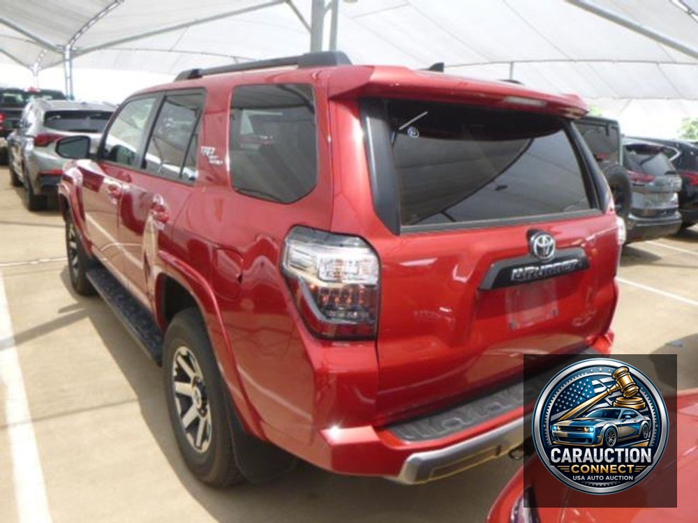 2024 Toyota 4Runner TRD Off Road