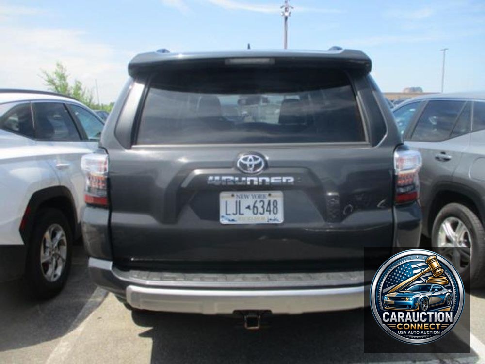 2024 Toyota 4Runner TRD Off Road