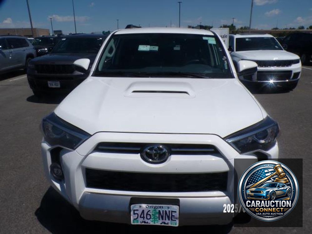 2024 Toyota 4Runner TRD Off Road