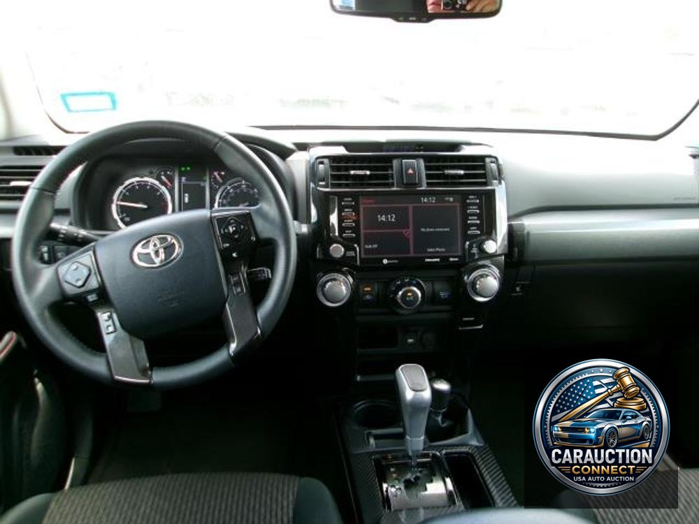 2024 Toyota 4Runner TRD Off Road