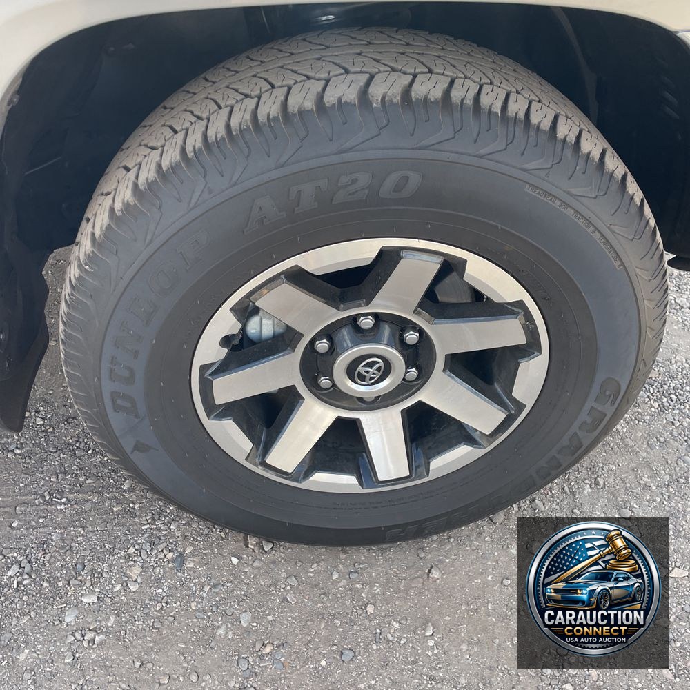 2024 Toyota 4Runner TRD Off-Road