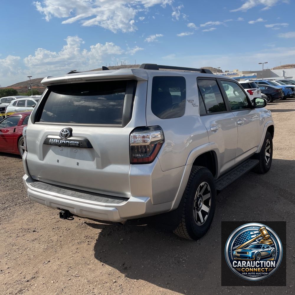 2024 Toyota 4Runner TRD Off-Road